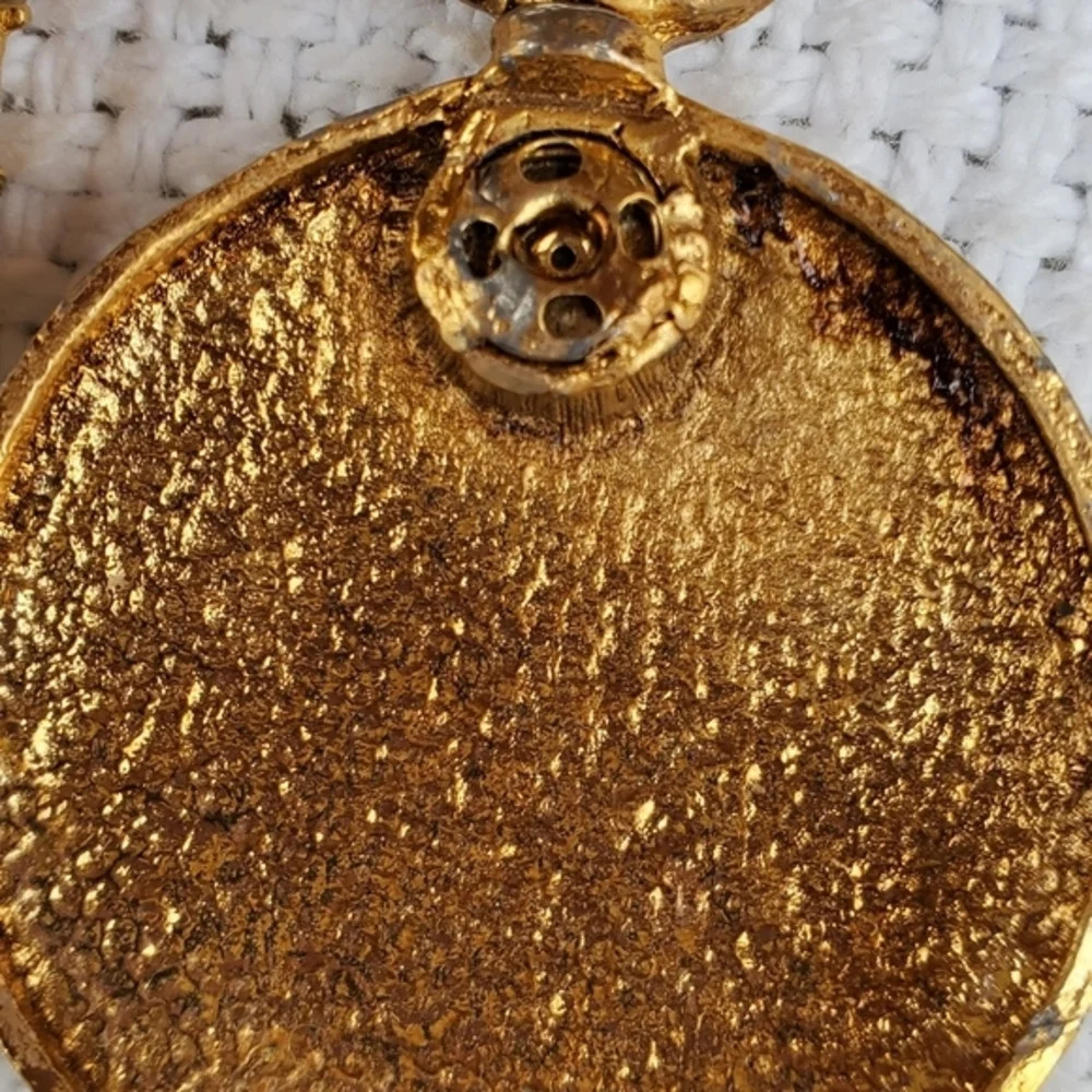 Vintage Locket Collection - Picture 7 of 13